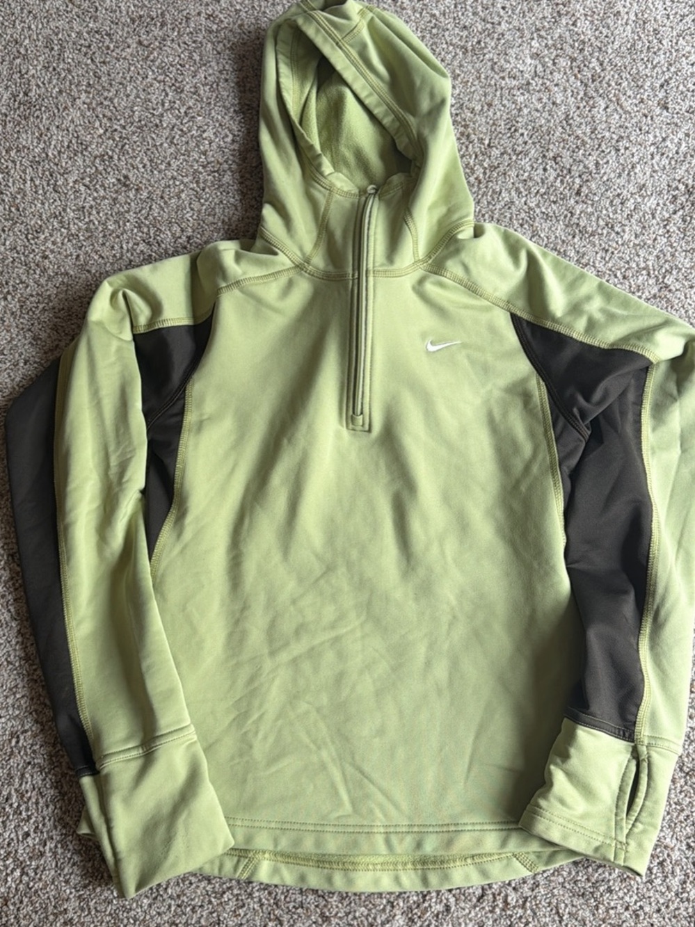 Nike Women’s Light Green & Dark Gray Half‑Zip Hooded Performance Jacket